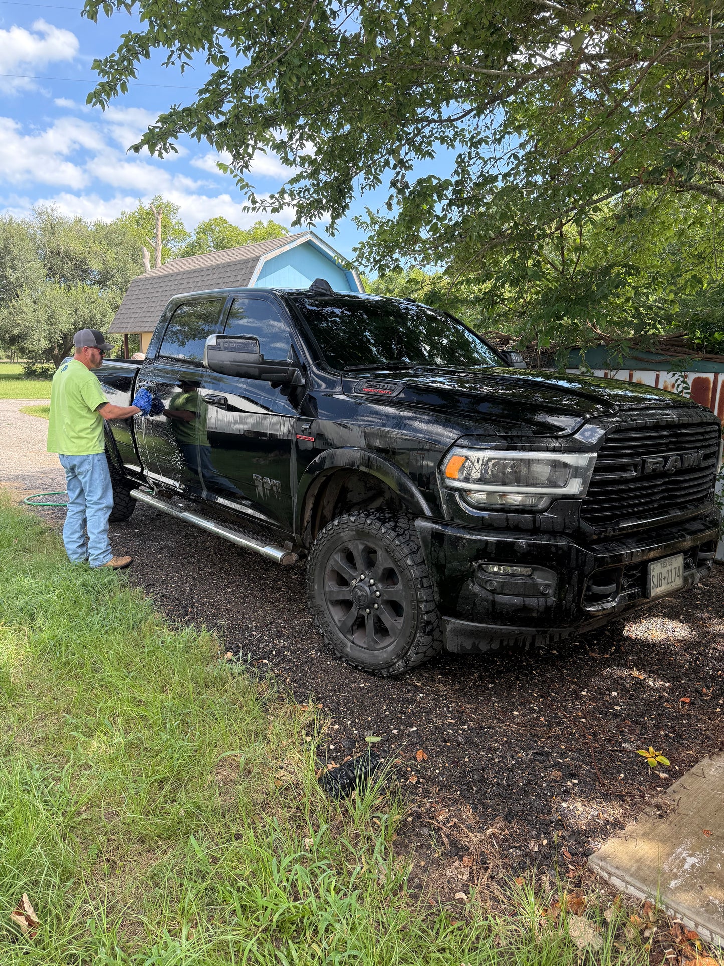 Lone Star Suds - Wash & Wax